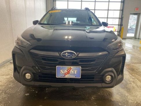Used 2023 Subaru Outback Premium image 4