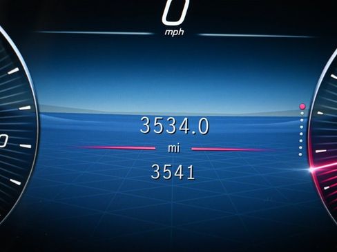 Used 2025 Mercedes-Benz GLE 350 4MATIC image 12