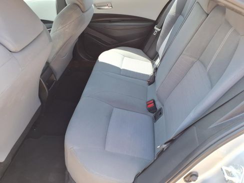 Used 2021 Toyota Corolla SE image 6