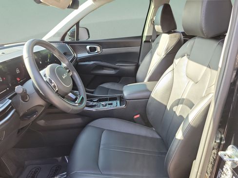 Certified 2025 Kia Sorento S w/ Panoramic Sunroof Package FWD image 16