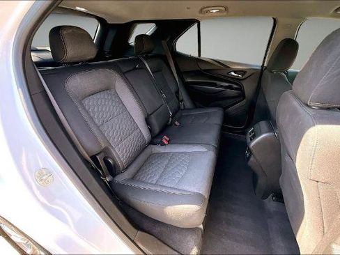 Used 2021 Chevrolet Equinox LT AWD/4WD image 25