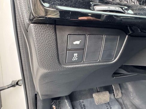 Used 2024 Honda CR-V EX-L image 29
