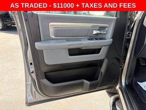 Used 2013 RAM 1500 Classic SLT w/ Premium Display Pkg RWD image 12