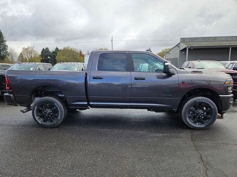 New 2026 RAM 2500 Big Horn AWD/4WD image 8