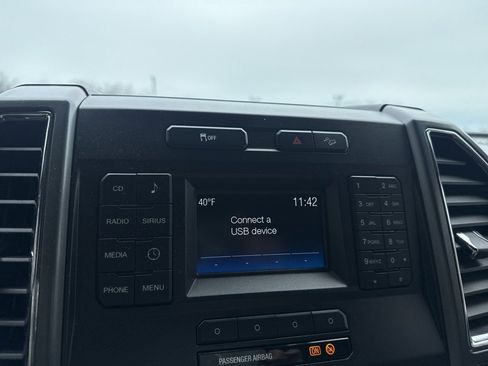 Used 2017 Ford F250 XLT w/ XLT Value Package image 27