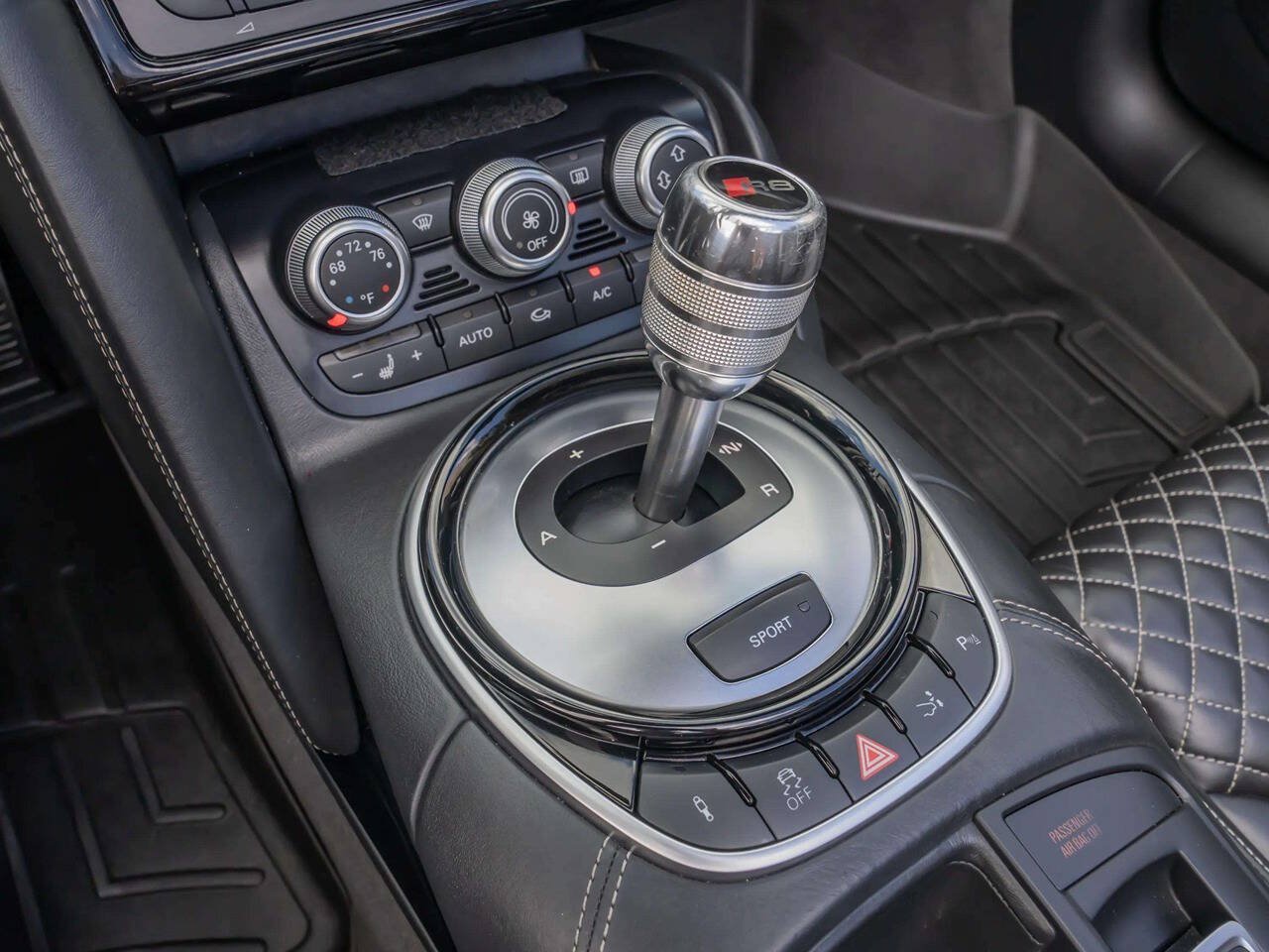 Used 2014 Audi R8 V8 AWD/4WD image 24