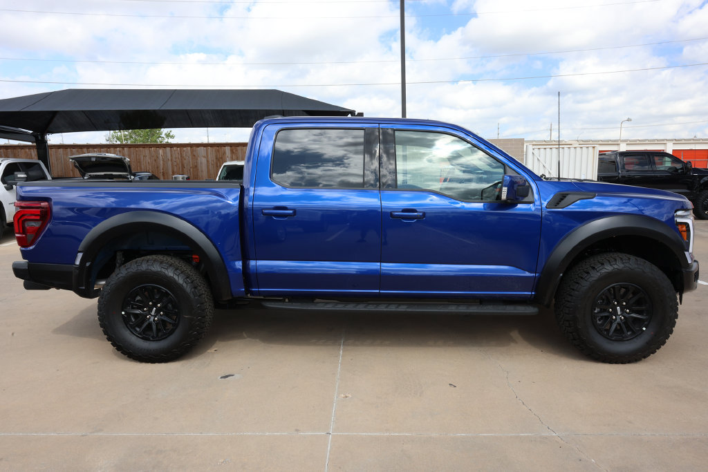 Used 2026 Ford F150 Raptor AWD/4WD image 4