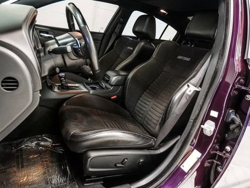 Used 2022 Dodge Charger Scat Pack w/ Daytona Edition Group RWD image 6