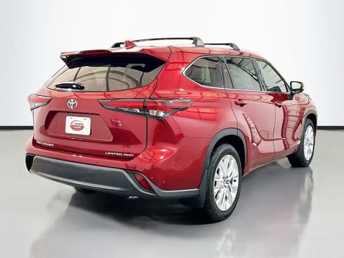New 2026 Toyota Highlander Limited AWD/4WD image 4