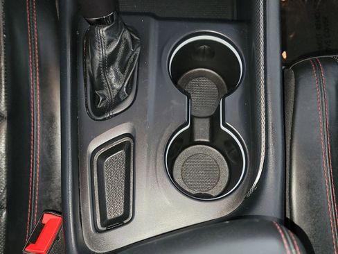 Used 2024 Dodge Durango GT RWD image 28