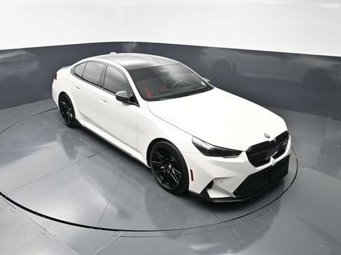 Used 2025 BMW M5 w/ Carbon Package AWD/4WD image 19