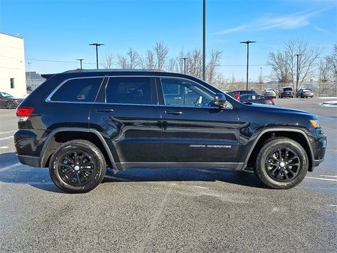 Used 2021 Jeep Grand Cherokee Laredo image 10