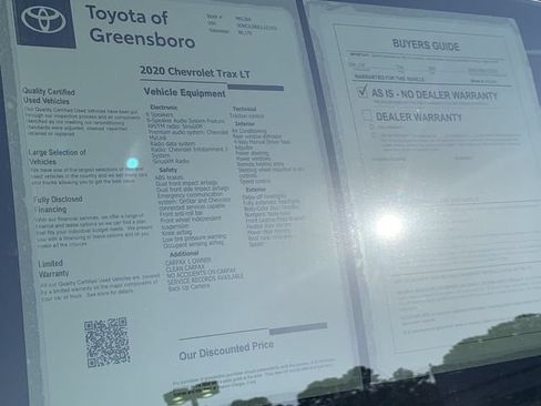 Used 2020 Chevrolet Trax LT FWD image 34