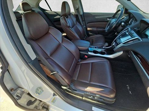 Used 2015 Acura TLX image 19
