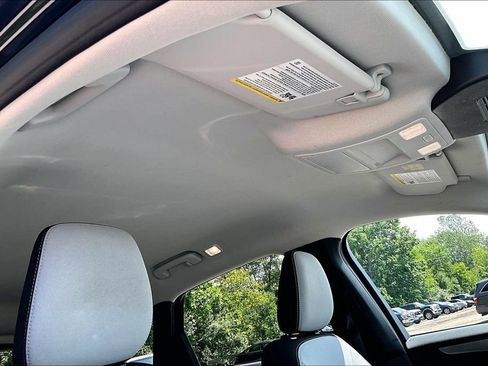 Used 2023 Ford Escape Active AWD/4WD image 21