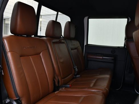 Used 2014 Ford F250 Platinum w/ FX4 Off-Road Package image 38