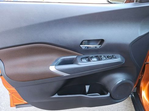 Used 2023 Nissan Kicks SR image 13