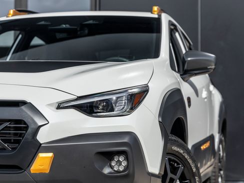 Used 2025 Subaru Crosstrek 2.5i Wilderness w/ Crosstrek Mirror Package image 17