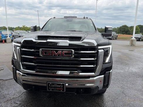 New 2026 GMC Sierra 2500 SLT AWD/4WD image 6