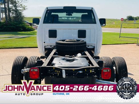 Used 2024 RAM 3500 Tradesman image 8