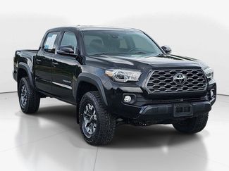 Used 2023 Toyota Tacoma TRD Off-Road AWD/4WD video 3