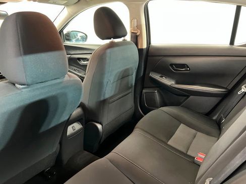 Used 2024 Nissan Sentra SV image 19