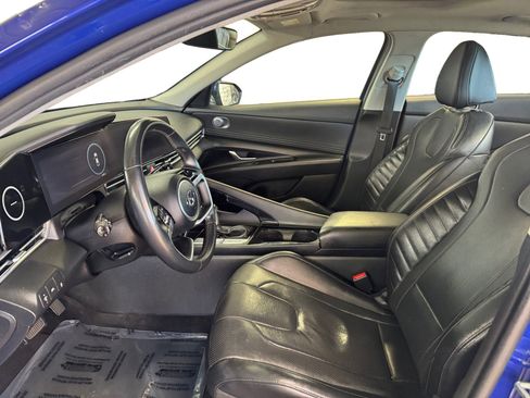 Certified 2023 Hyundai Elantra Limited w/ Cargo Package image 9