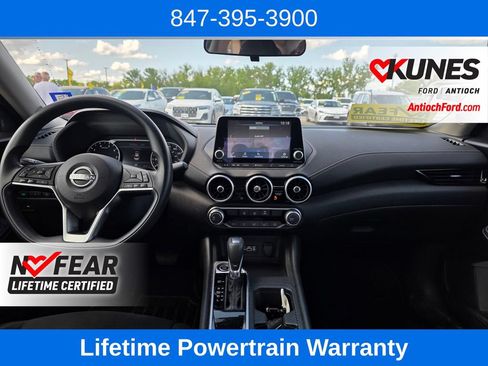 Used 2024 Nissan Sentra SV FWD image 13