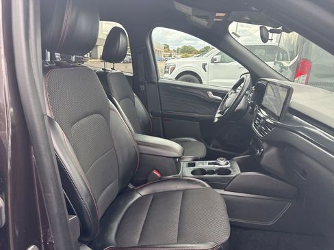 Used 2023 Ford Escape ST-Line w/ Tech Pack #1 AWD/4WD image 20