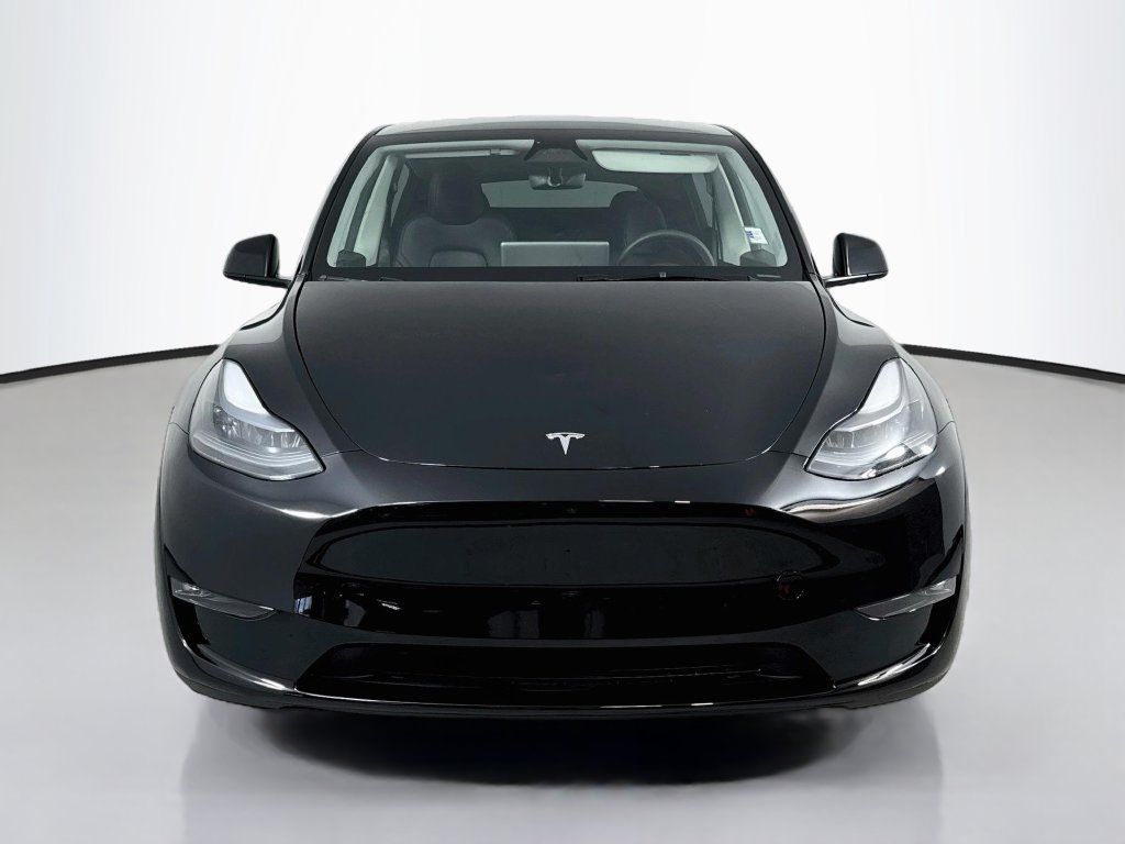 Used 2024 Tesla Model Y Performance AWD/4WD image 2