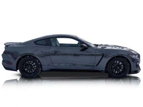 Used 2015 Ford Mustang Shelby GT350 image 2