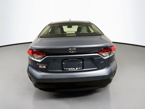 Used 2025 Toyota Corolla LE FWD image 6