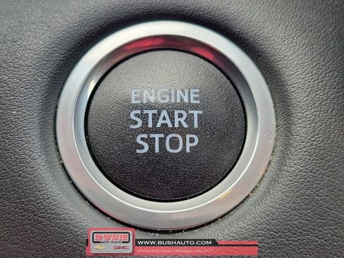 Used 2021 Toyota Highlander XLE image 31