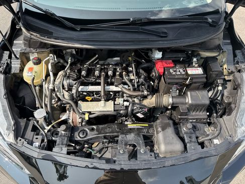 Used 2021 Nissan Versa SR w/ Convenience Package FWD image 16