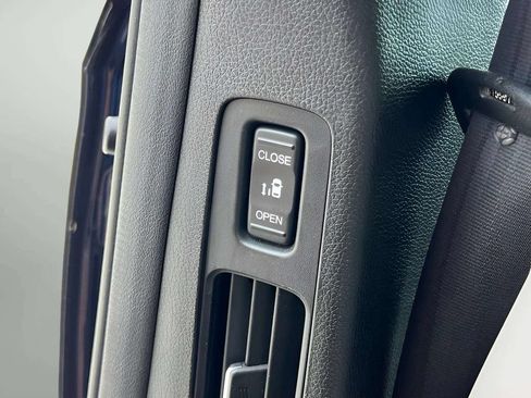 Used 2023 Honda Odyssey EX-L image 32