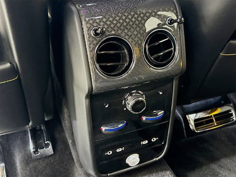 Certified 2025 Rolls-Royce Cullinan Black Badge image 26