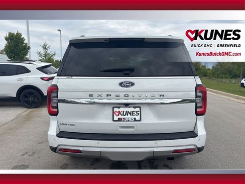 Used 2024 Ford Expedition Limited image 6