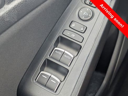 Used 2023 Honda Civic Sport image 11