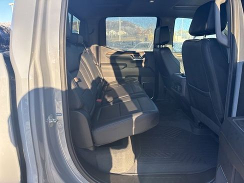 Used 2024 Chevrolet Silverado 1500 LT Trail Boss w/ LT Trail Boss Premium Package image 11