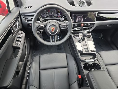 New 2025 Porsche Macan image 24