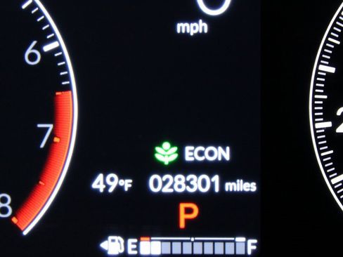 Used 2023 Honda CR-V LX image 32