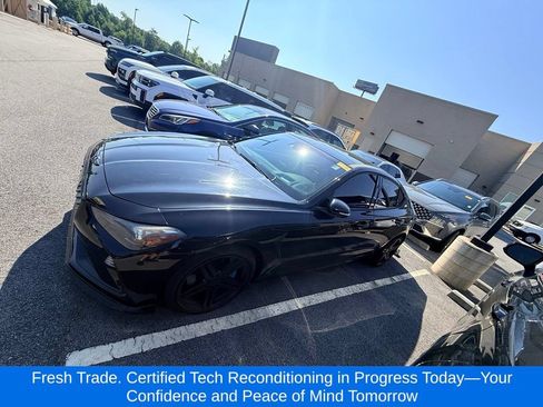 Used 2019 Genesis G70 3.3T Advanced w/ Sport Package AWD/4WD image 2
