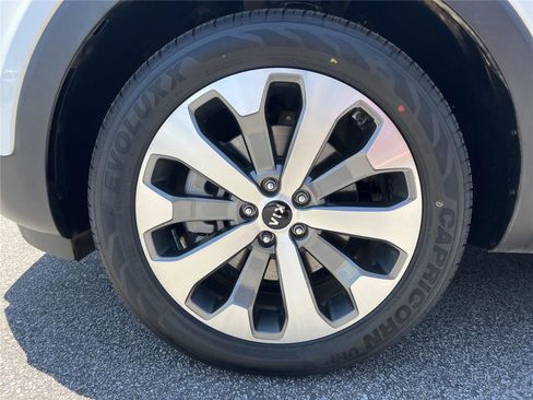 Used 2020 Kia Telluride EX w/ EX Premium Package FWD image 27
