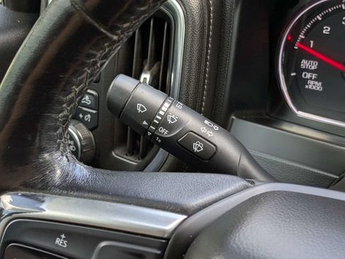 Used 2020 Chevrolet Silverado 1500 LT Trail Boss AWD/4WD image 25