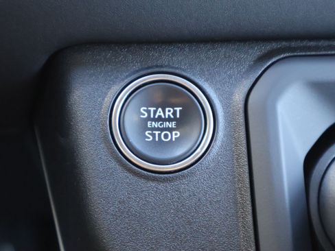Used 2024 Land Rover Defender 110 S AWD/4WD image 23