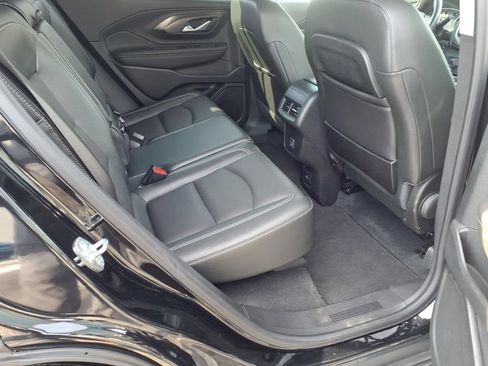 Used 2022 GMC Terrain SLT AWD/4WD image 27