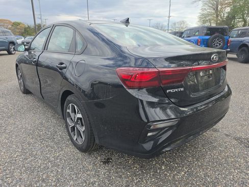 Used 2021 Kia Forte LXS image 7