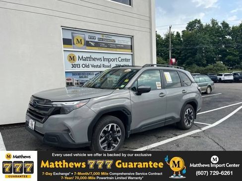 Used 2026 Subaru Forester Premium AWD/4WD image 1
