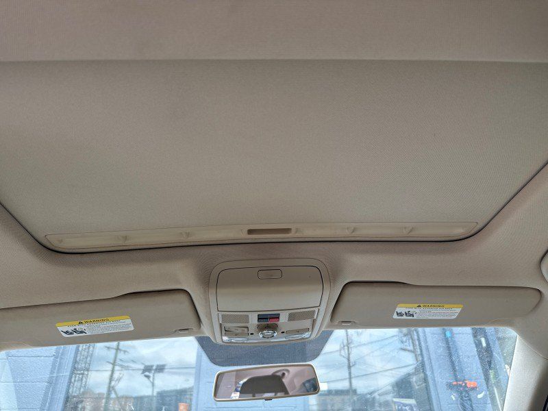 Used 2015 Volkswagen Jetta TDI SE FWD image 10