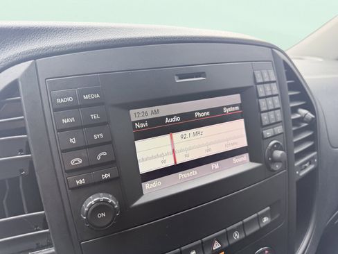 Used 2018 Mercedes-Benz Metris Passenger image 65